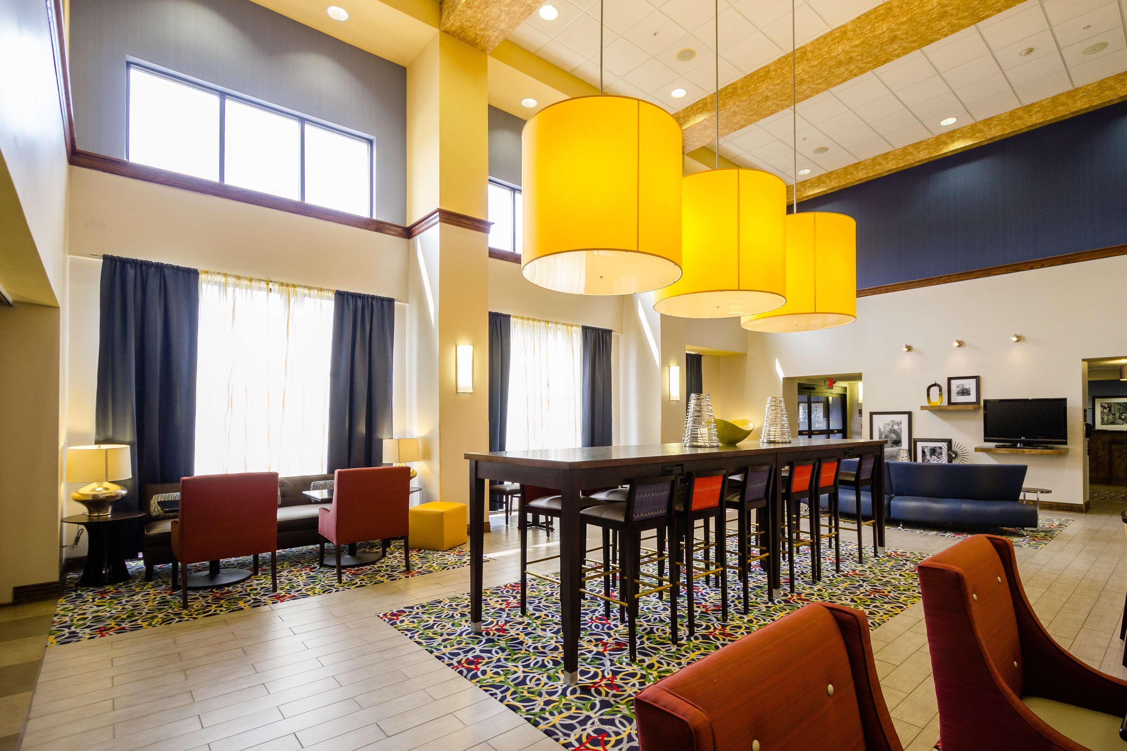 Hampton Inn & Suites Natchez Exterior photo