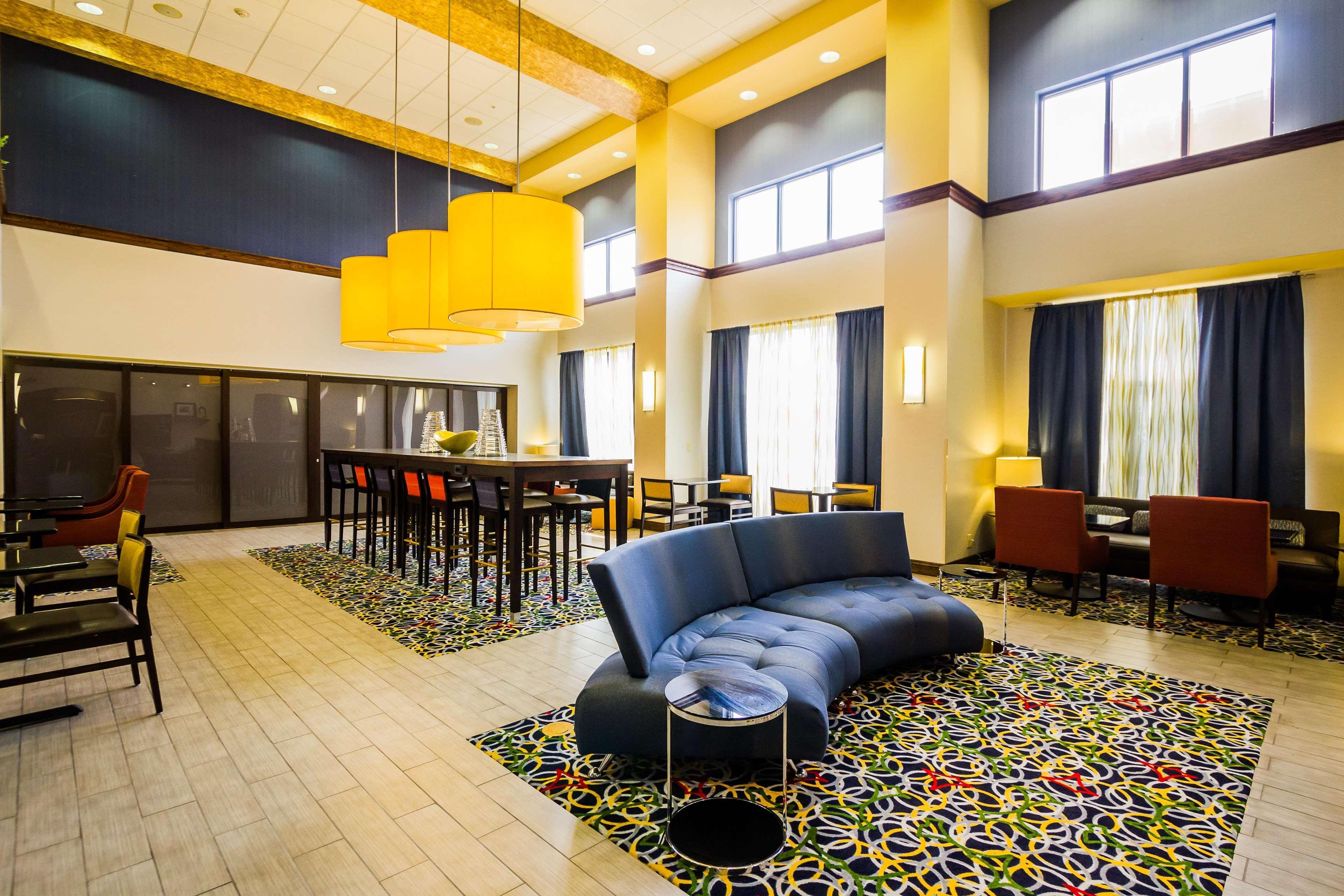 Hampton Inn & Suites Natchez Exterior photo