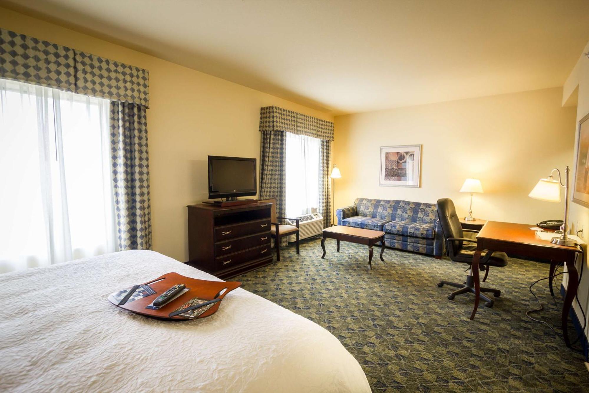Hampton Inn & Suites Natchez Exterior photo